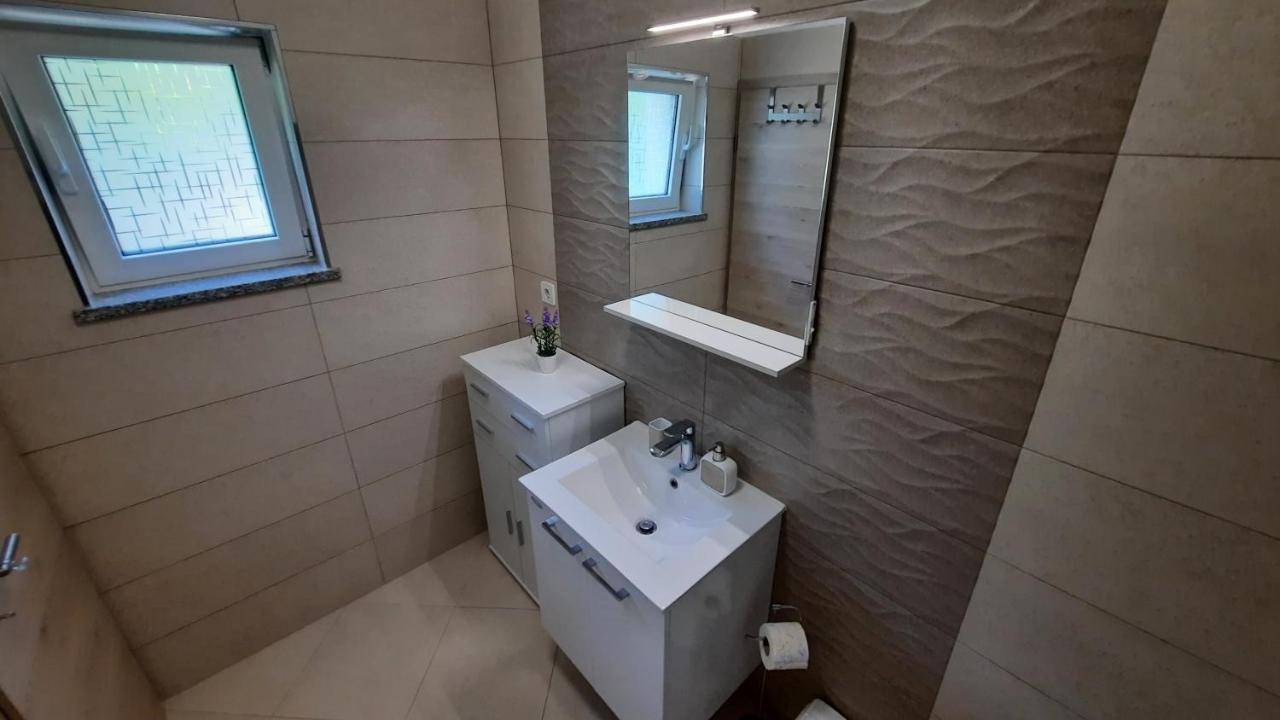 Apartman Ela Donji Rukavac Εξωτερικό φωτογραφία